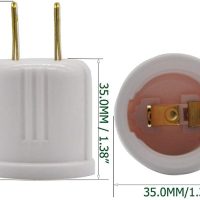 Outlet light bulb socket